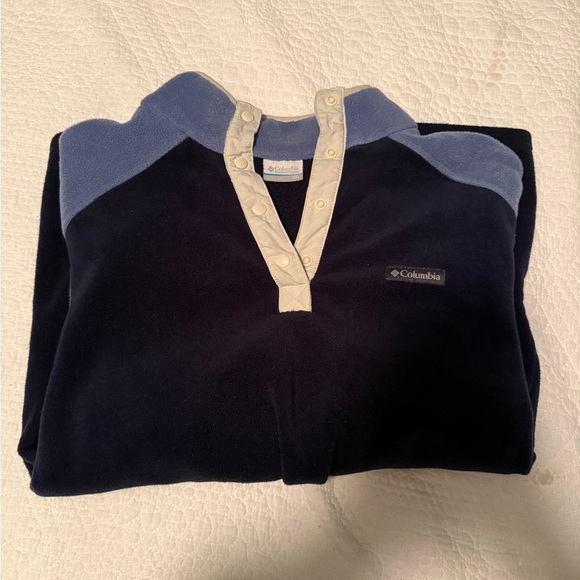 Columbia Tops - Columbia Navy and Blue Sweater Fleece